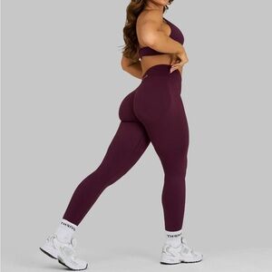 Thrivin Elevate Ribbed Mid-Waisted Contour Legging
